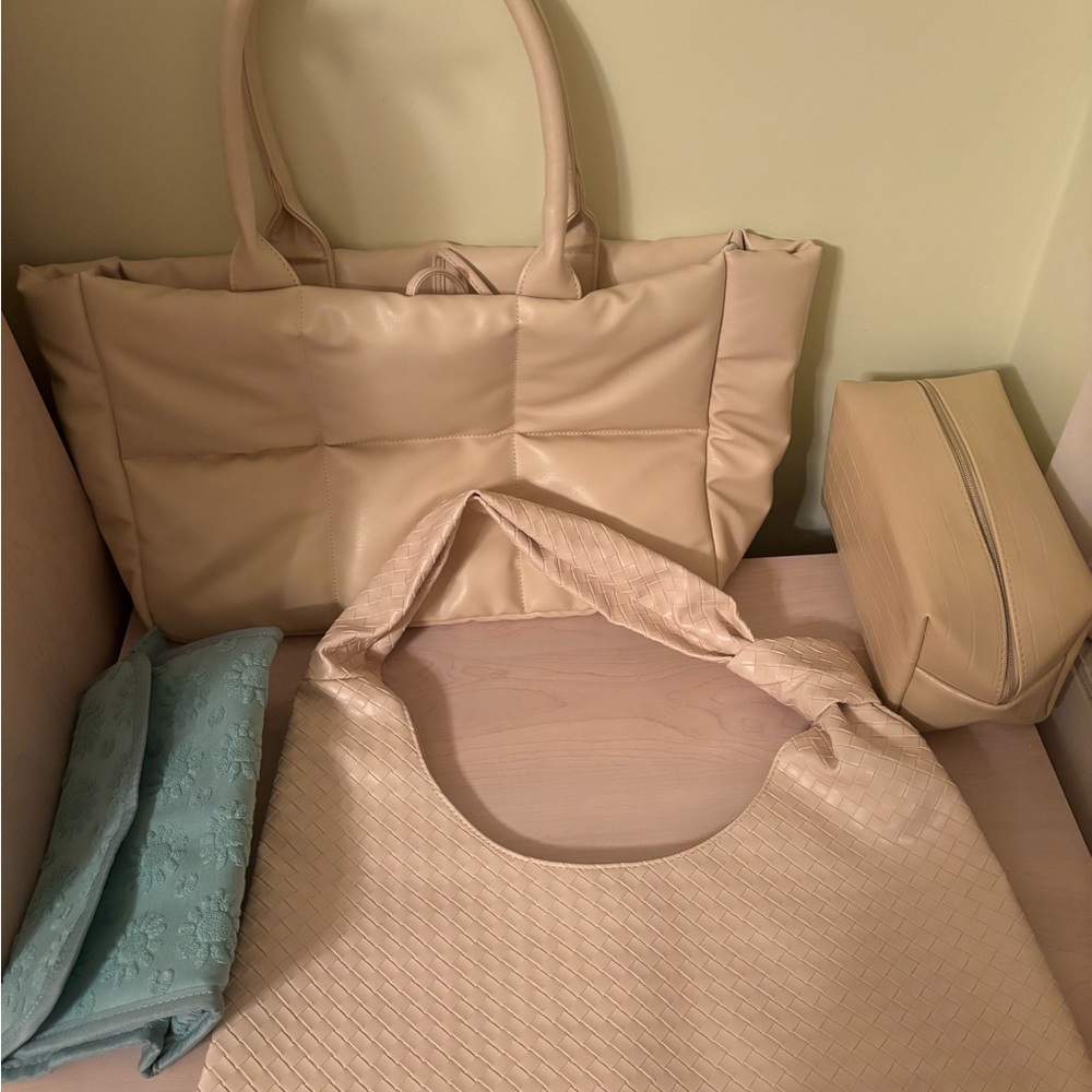 Sale! New Crème Tote Bag, Shoulder Bag, Cosmetic Bag & Aqua Clutch 4 Piece Set